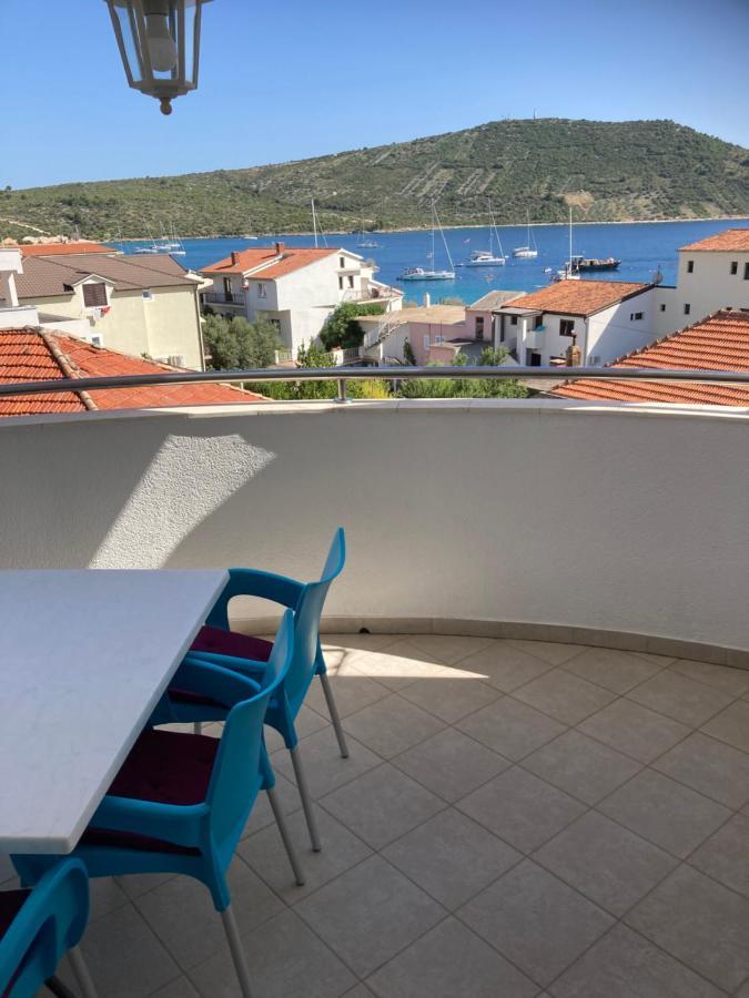 Apartments Ruza Primošten Buitenkant foto