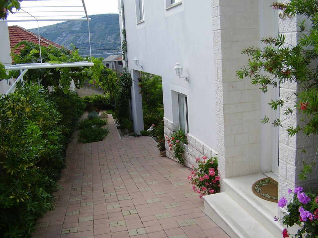 Apartments Ruza Primošten Kamer foto