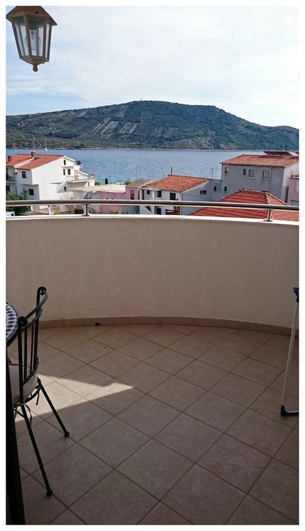 Apartments Ruza Primošten Kamer foto