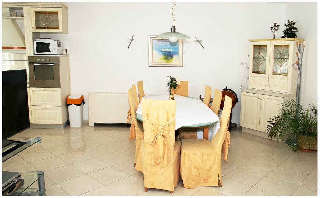 Apartments Ruza Primošten Kamer foto